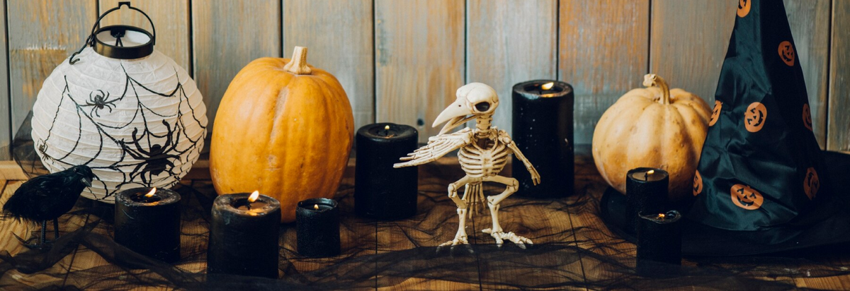 Haunted Table Haunted Table Settings: PIPE DECOR® Ideas for a Bewitching Halloween D