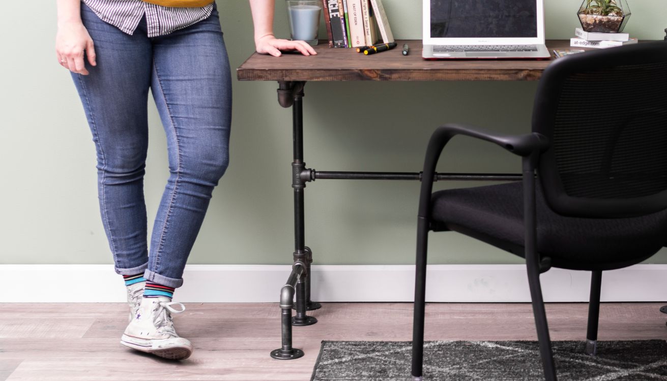 7 Must-Have Pipe Furniture for Dorm Rooms: Stylish and Functional Solutions