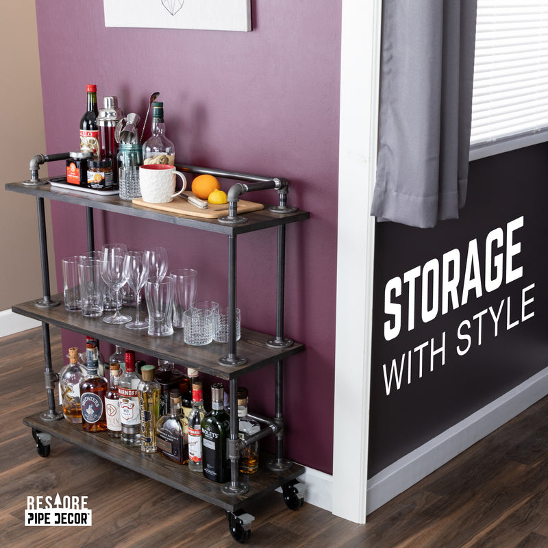 Carrito de bar industrial con estantes de madera de tres niveles y ruedas con bloqueo, color negro Boulder